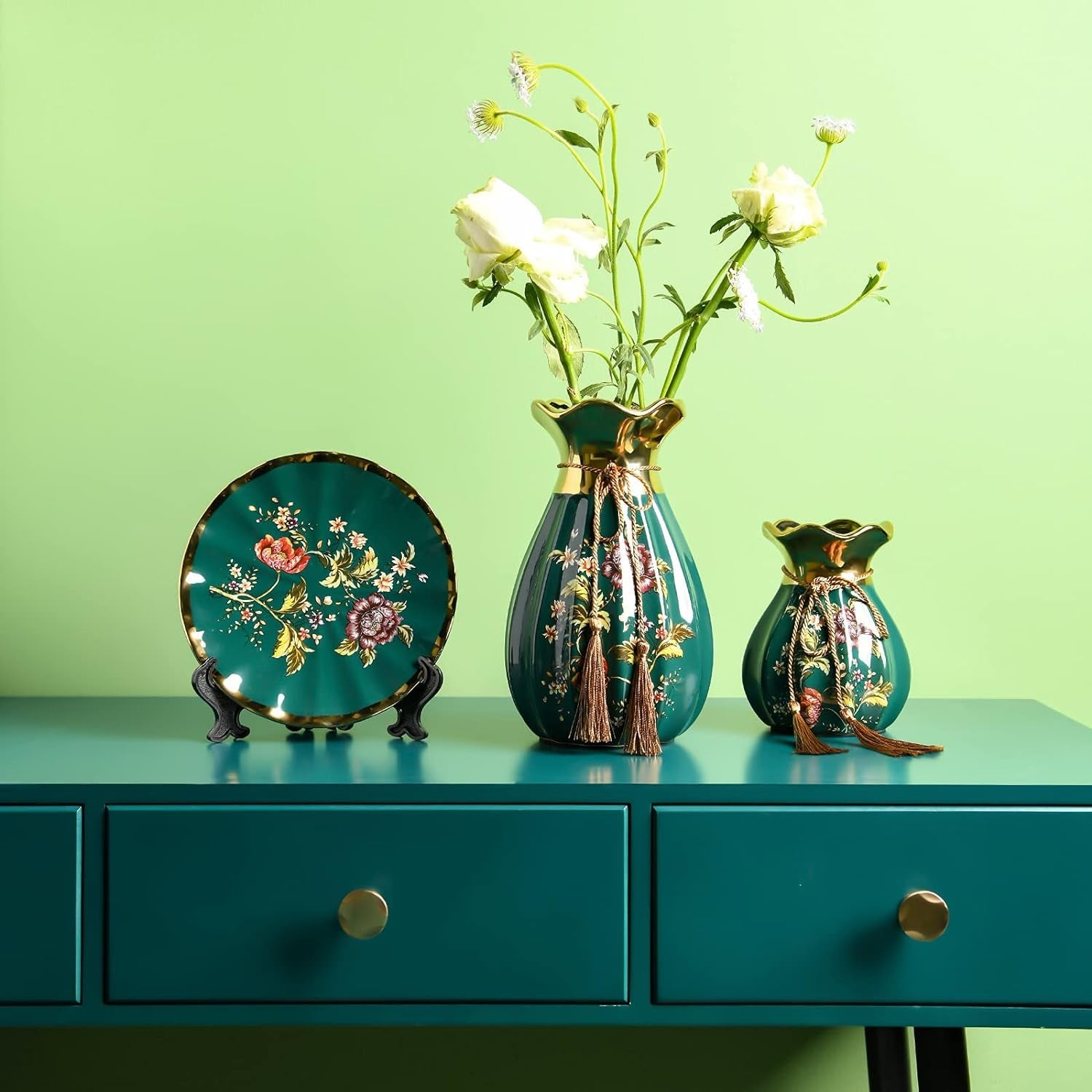 Chinese Classical and Gorgeous Pottery Vase